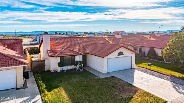 2716 Westland Drive, Rosamond, CA 93560