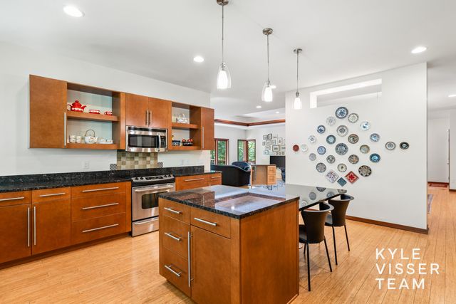 4444 Oak River Drive Ne, Plainfield Twp, MI 49525