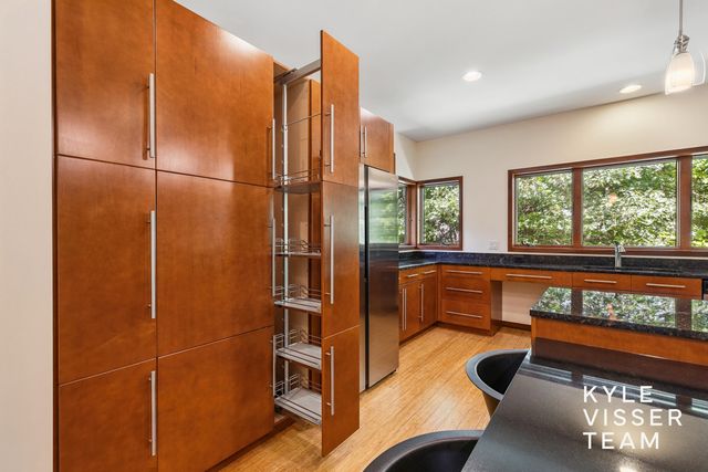 4444 Oak River Drive Ne, Plainfield Twp, MI 49525