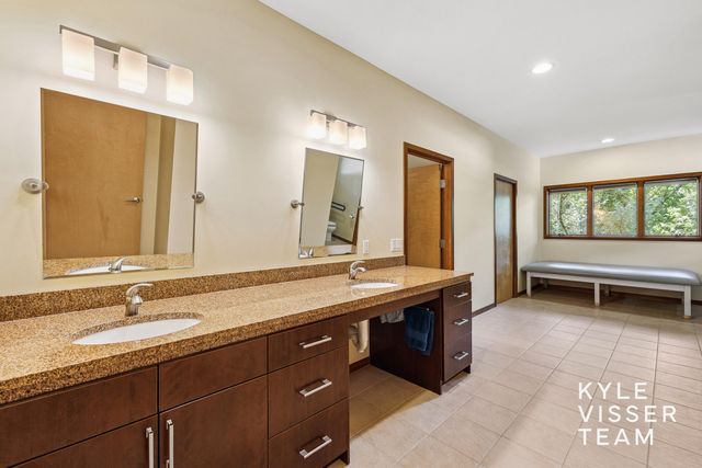 4444 Oak River Drive Ne, Plainfield Twp, MI 49525