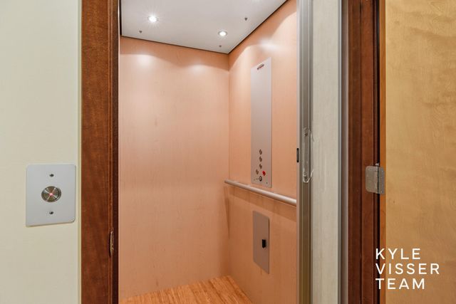 4444 Oak River Drive Ne, Plainfield Twp, MI 49525