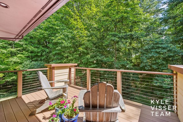 4444 Oak River Drive Ne, Plainfield Twp, MI 49525