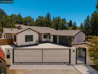 1080 Scots Ln, Walnut Creek, CA 94596