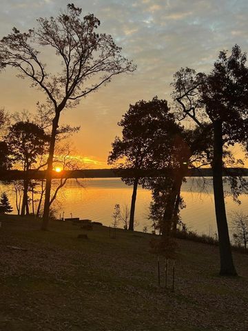 N5667 Lac Verde Circle, Green Lake, WI 54941