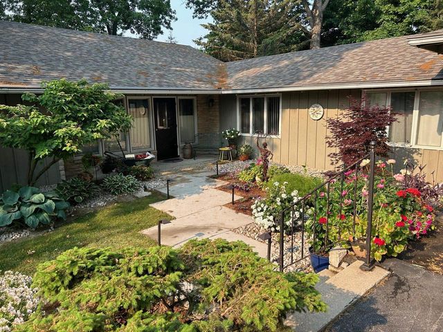 N5667 Lac Verde Circle, Green Lake, WI 54941