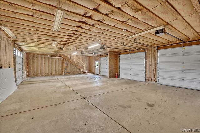 3350 Angle Road, Orchard Park, NY 14127