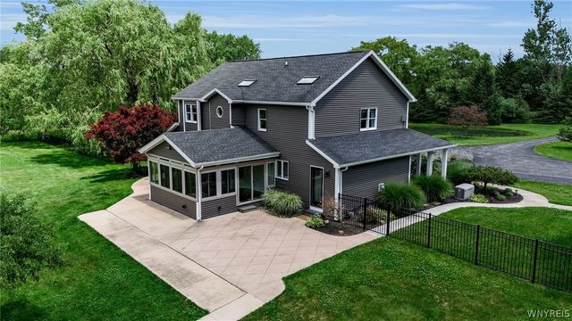 3350 Angle Road, Orchard Park, NY 14127