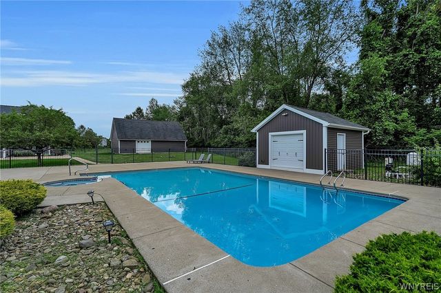3350 Angle Road, Orchard Park, NY 14127