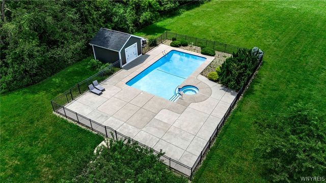 3350 Angle Road, Orchard Park, NY 14127