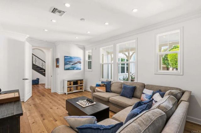 3588 Calle Palmito, Carlsbad, CA 92009
