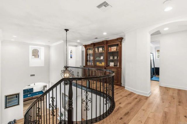 3588 Calle Palmito, Carlsbad, CA 92009