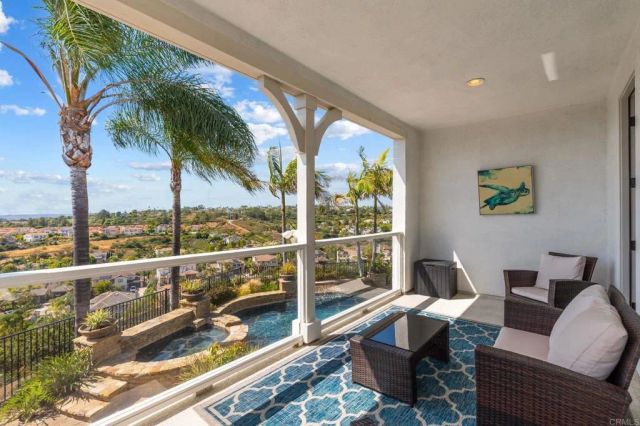 3588 Calle Palmito, Carlsbad, CA 92009