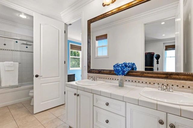 3588 Calle Palmito, Carlsbad, CA 92009