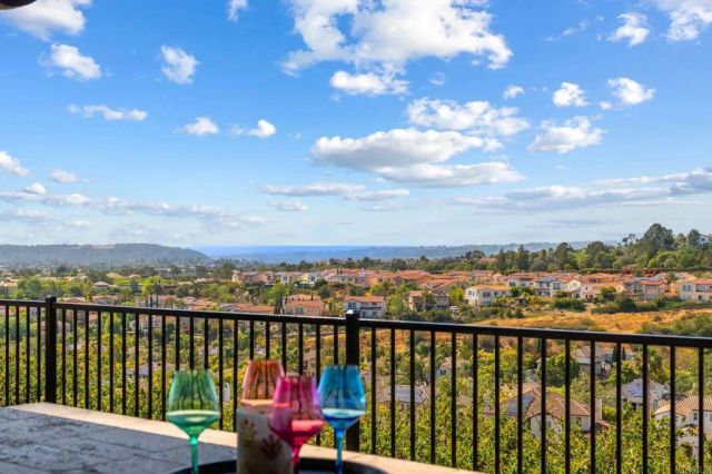 3588 Calle Palmito, Carlsbad, CA 92009