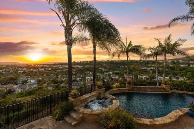 3588 Calle Palmito, Carlsbad, CA 92009
