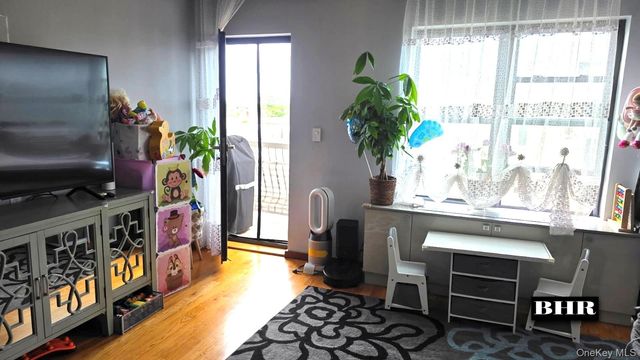 134 W End Avenue 4A, Brooklyn, NY 11235