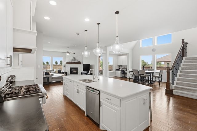 3209 Newsom Ridge Drive, Mansfield, TX 76063