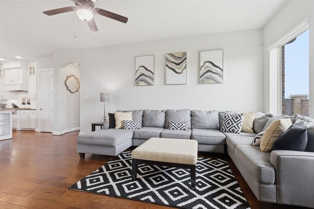 3209 Newsom Ridge Drive, Mansfield, TX 76063