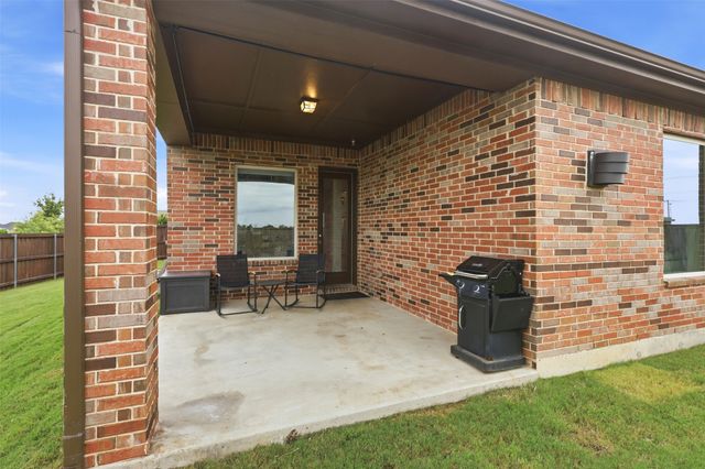 3209 Newsom Ridge Drive, Mansfield, TX 76063