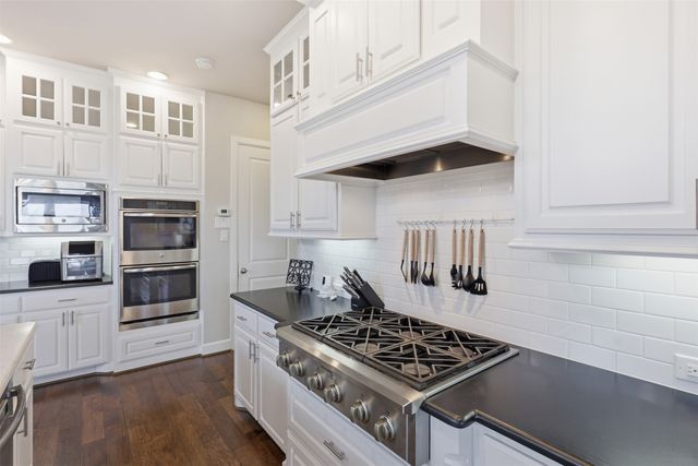 3209 Newsom Ridge Drive, Mansfield, TX 76063