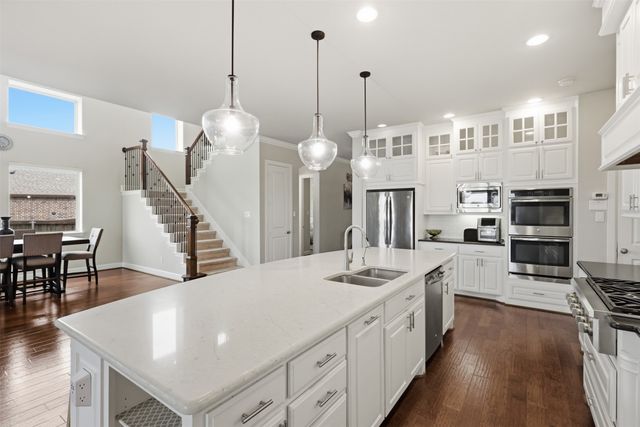 3209 Newsom Ridge Drive, Mansfield, TX 76063
