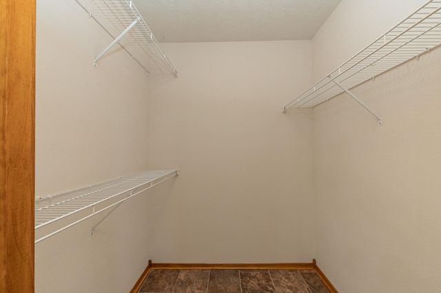 807 E Sandpiper Drive, Ozark, MO 65721