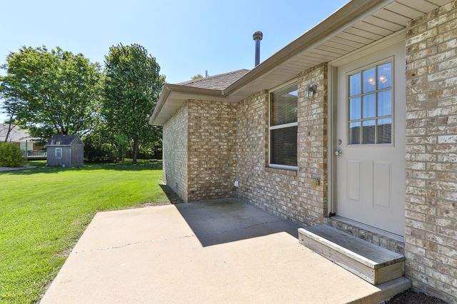 807 E Sandpiper Drive, Ozark, MO 65721