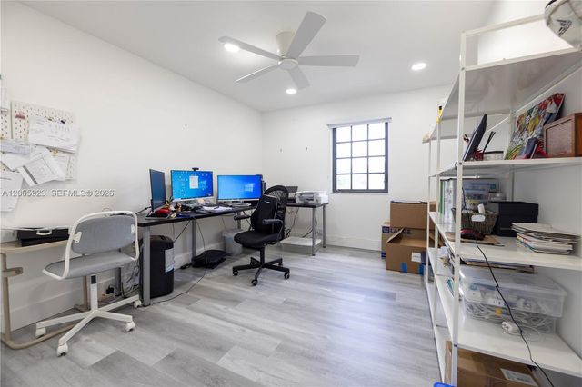 345 NE 194th Ln, Miami, FL 33179