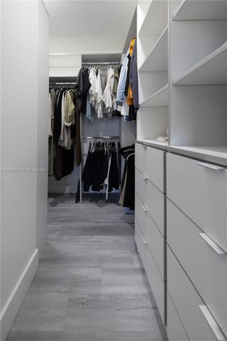 345 NE 194th Ln, Miami, FL 33179