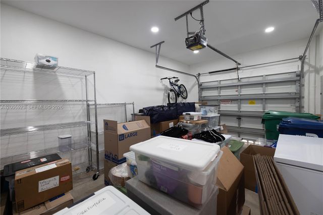 345 NE 194th Ln, Miami, FL 33179