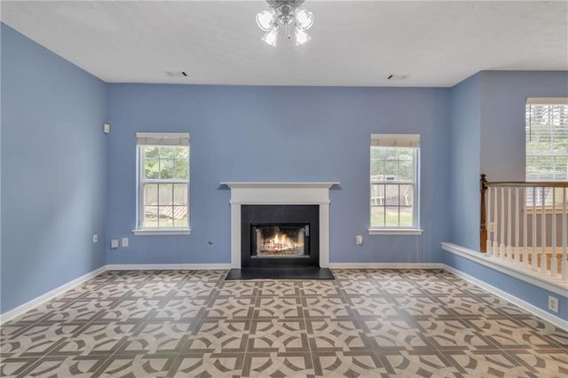 4563 Grove Lake Street, Loganville, GA 30052