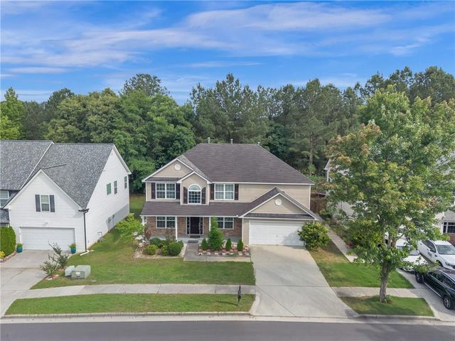 4563 Grove Lake Street, Loganville, GA 30052