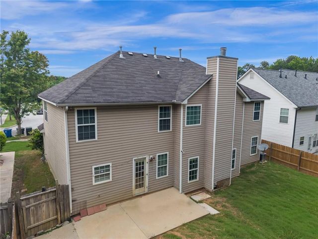 4563 Grove Lake Street, Loganville, GA 30052