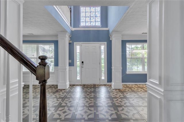 4563 Grove Lake Street, Loganville, GA 30052