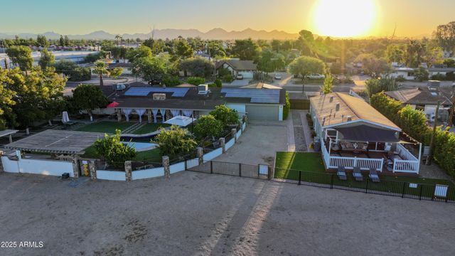 15220 N 27TH Street, Phoenix, AZ 85032