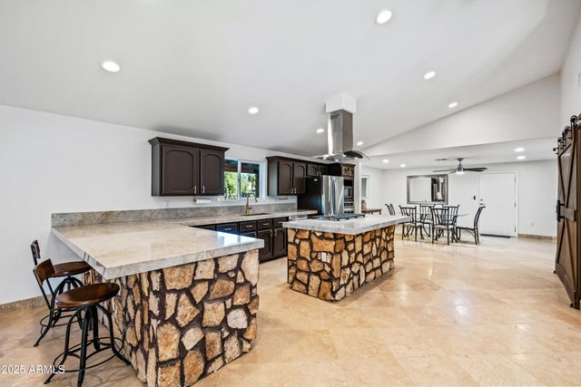 15220 N 27TH Street, Phoenix, AZ 85032