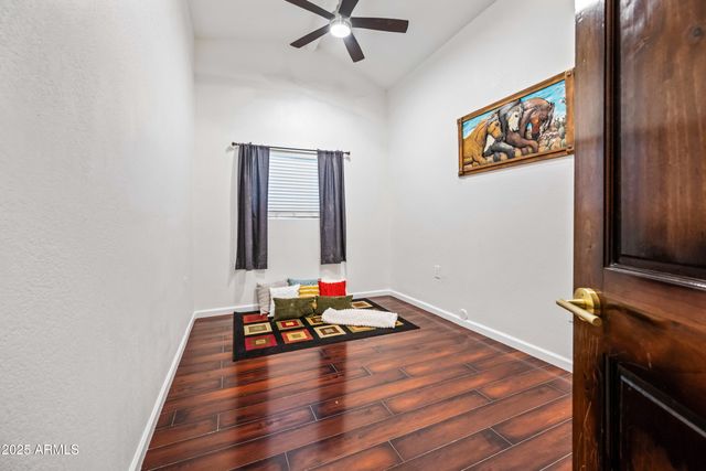 15220 N 27TH Street, Phoenix, AZ 85032