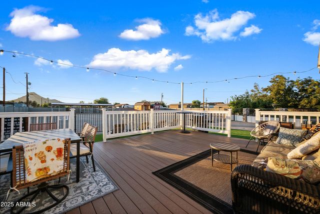 15220 N 27TH Street, Phoenix, AZ 85032