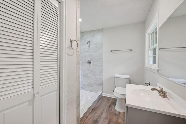 3 20th Avenue N, Texas City, TX 77590