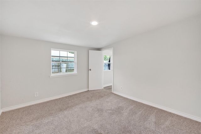 3 20th Avenue N, Texas City, TX 77590