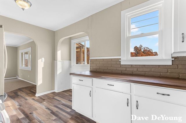 18890 W Howard City-Edmore, Howard City, MI 49329