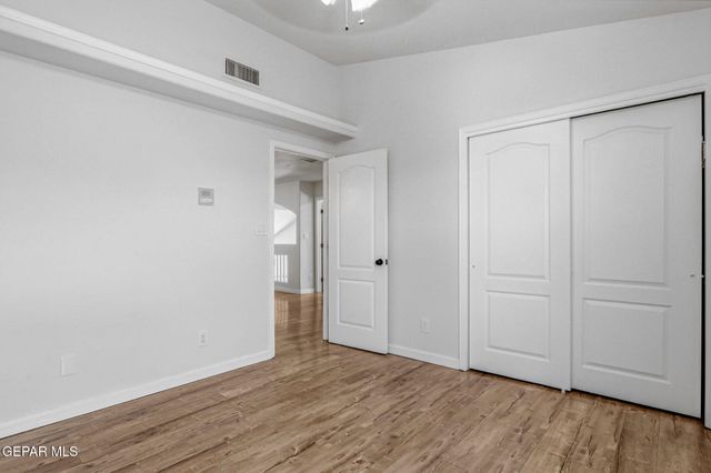 1035 LOS MOROS Drive, El Paso, TX 79932