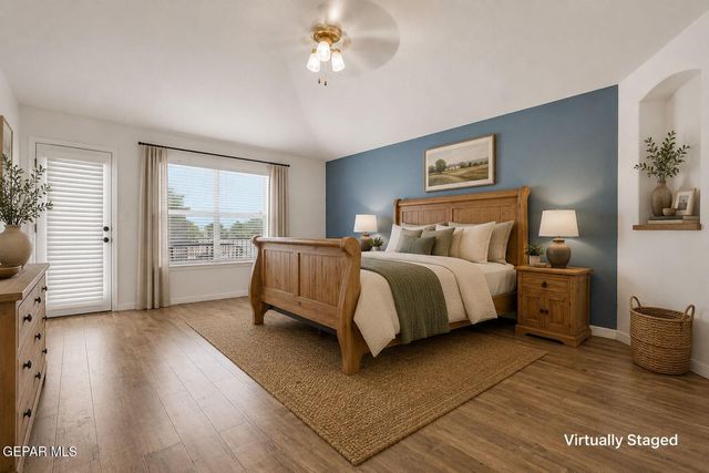 1035 LOS MOROS Drive, El Paso, TX 79932