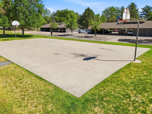 2800 Kalmia Ave C-113, Boulder, CO 80301