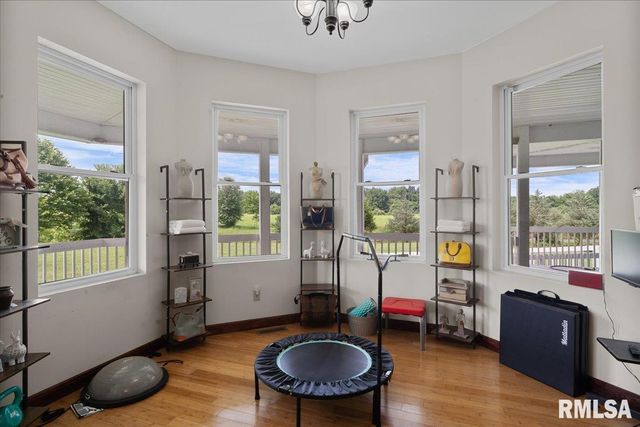 6156 Chautauqua Road, Murphysboro, IL 62966