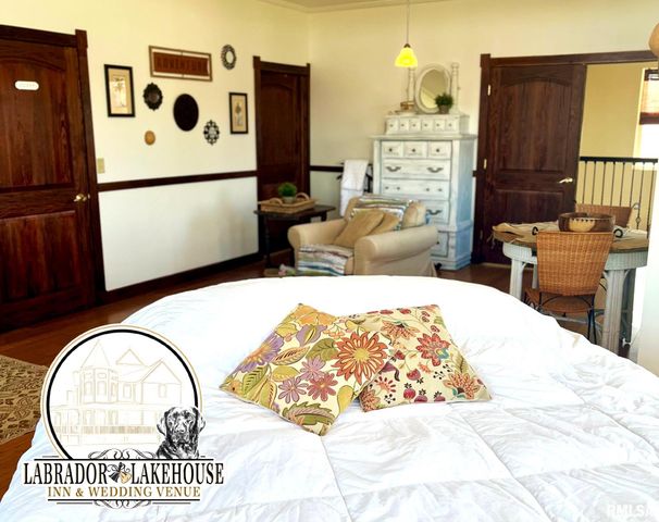 6156 Chautauqua Road, Murphysboro, IL 62966