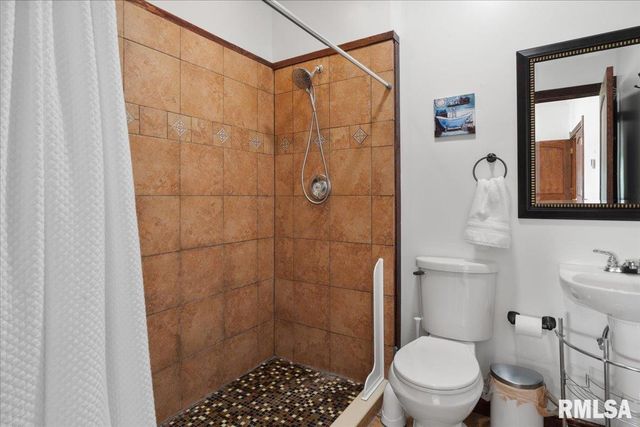 6156 Chautauqua Road, Murphysboro, IL 62966