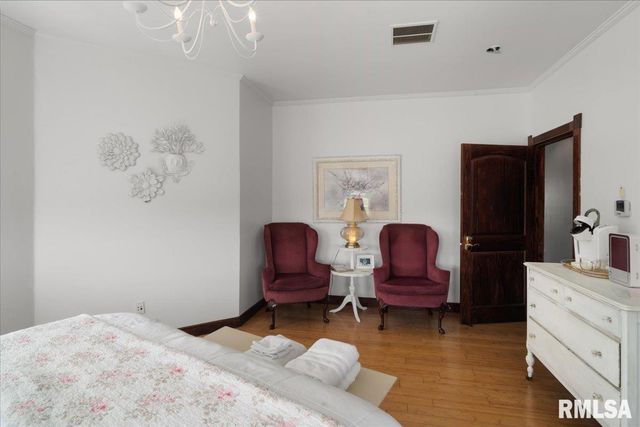 6156 Chautauqua Road, Murphysboro, IL 62966