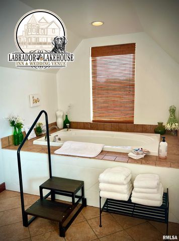 6156 Chautauqua Road, Murphysboro, IL 62966