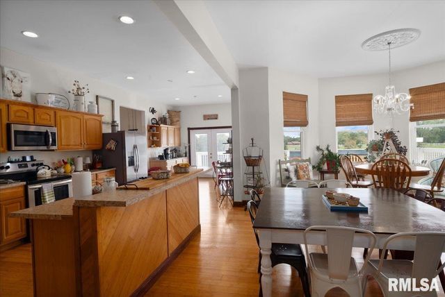 6156 Chautauqua Road, Murphysboro, IL 62966